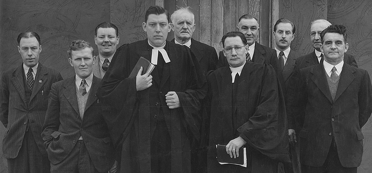 The first session and committee of the congregation